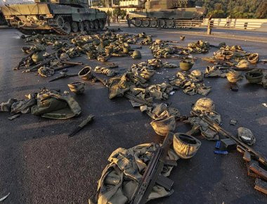 Πολλά ερωτήματα παραμένουν μετά το πόρισμα της έρευνας για το πραξικόπημα στην Τουρκία